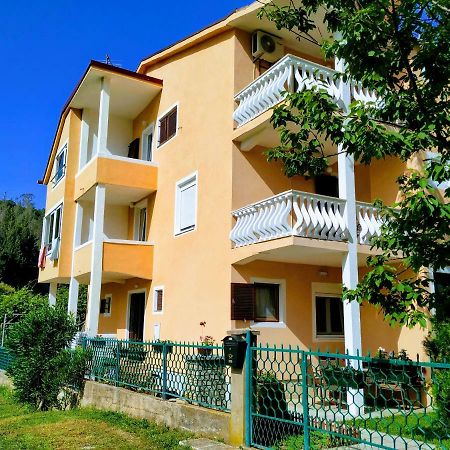 Dom Za Odmor J&S Sutomore Exterior foto